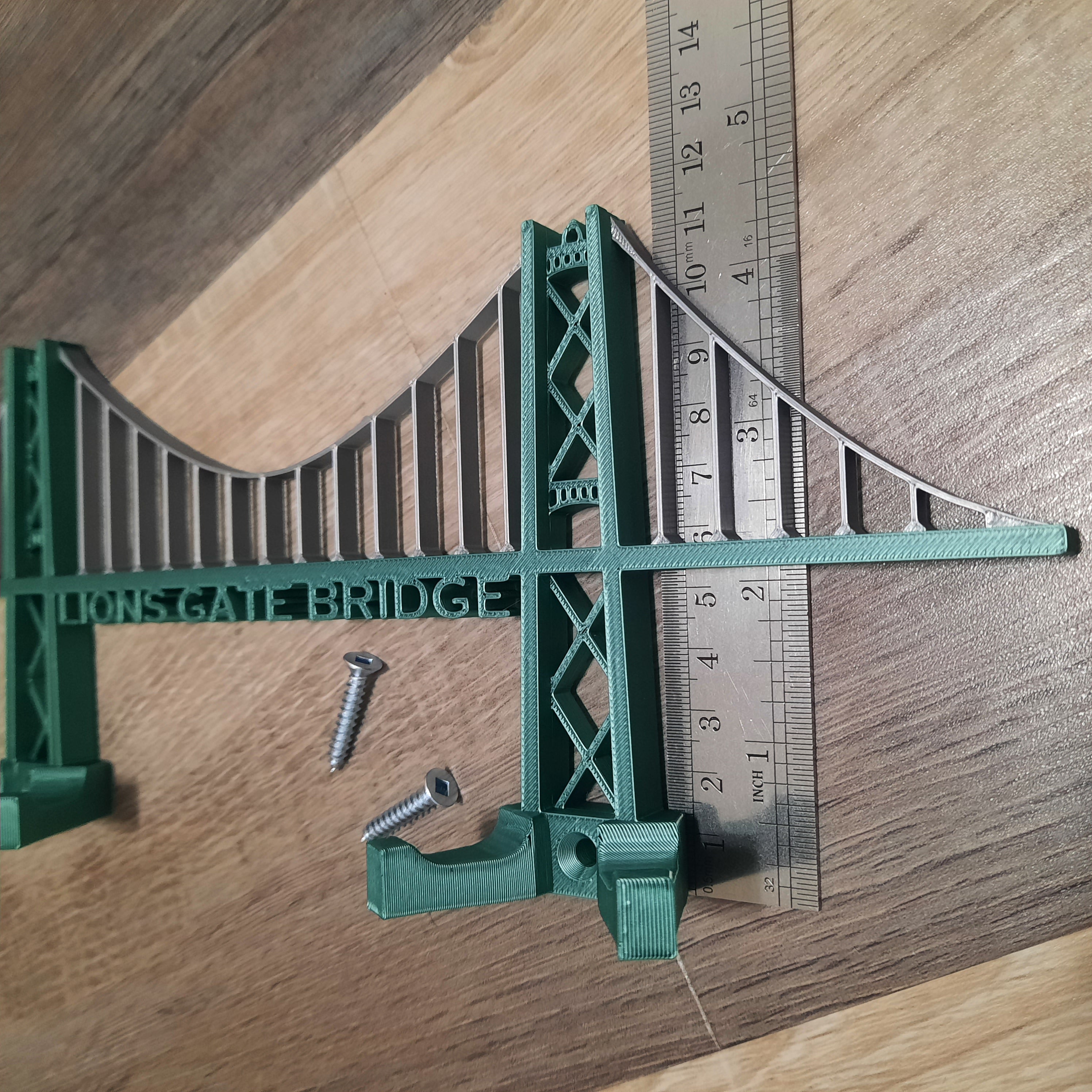 LION'S GATE Bridge Key Holder